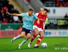 中超对决,泰山逆风翻,盘三球逆转,彩客网旧版比分,体育赛事比分,足球篮球赛事比分,赛事数据平台,体育赛事资讯