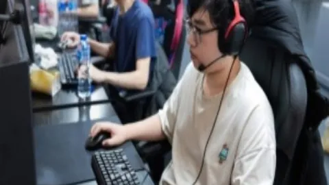 中超实施“管办分离”，球队实力趋同，新赛季提前启幕呈现新气象——据环球时报报道